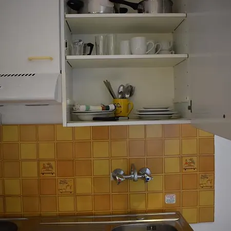 Gorgona & Apartment *